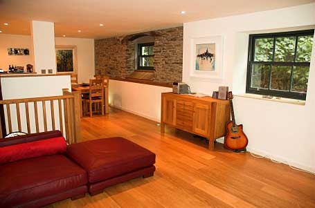 Lounge - The Pottery - Dartmouth